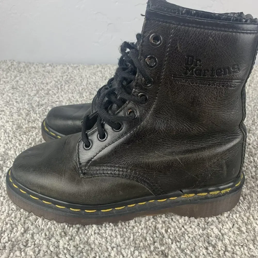Vintage Dr. Martens Girls Combat Boots Size 3 Black Made in England Leather 1460